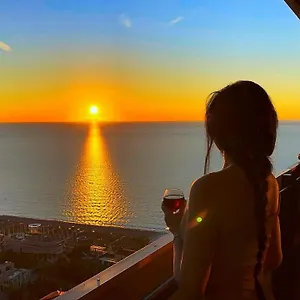 Orbi Black Sea View ***** Batum